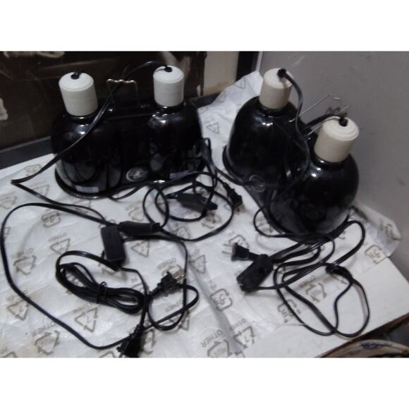 (Only One Red Bulb INCLUDED) Two Zoo Med Combo Deep Dome Dual Lamp Fixture - Picture 5 of 5